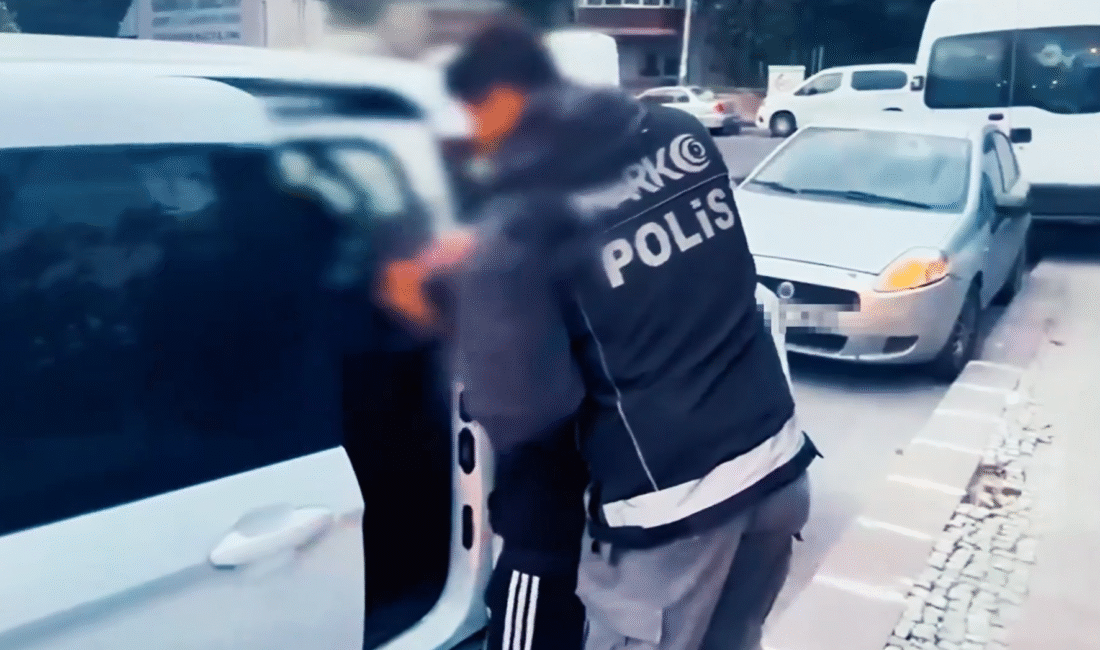 İstanbul merkezli Siirt dahil 8 ilde eş zamanlı düzenlenen operasyonlarda,