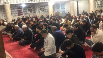 Siirt’te yüzlerce sabah namazı buluşmasında bir araya geldi.
