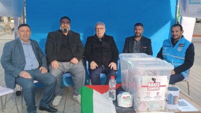 Gazze yararına düzenlenen Hayır Çarşısı, yoğun ilgi ve güçlü bir