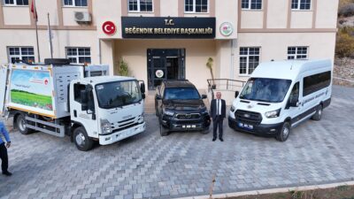 Siirt’in Pervari ilçesine bağlı Beğendik Belde Belediyesi’nin makine parkı yeni