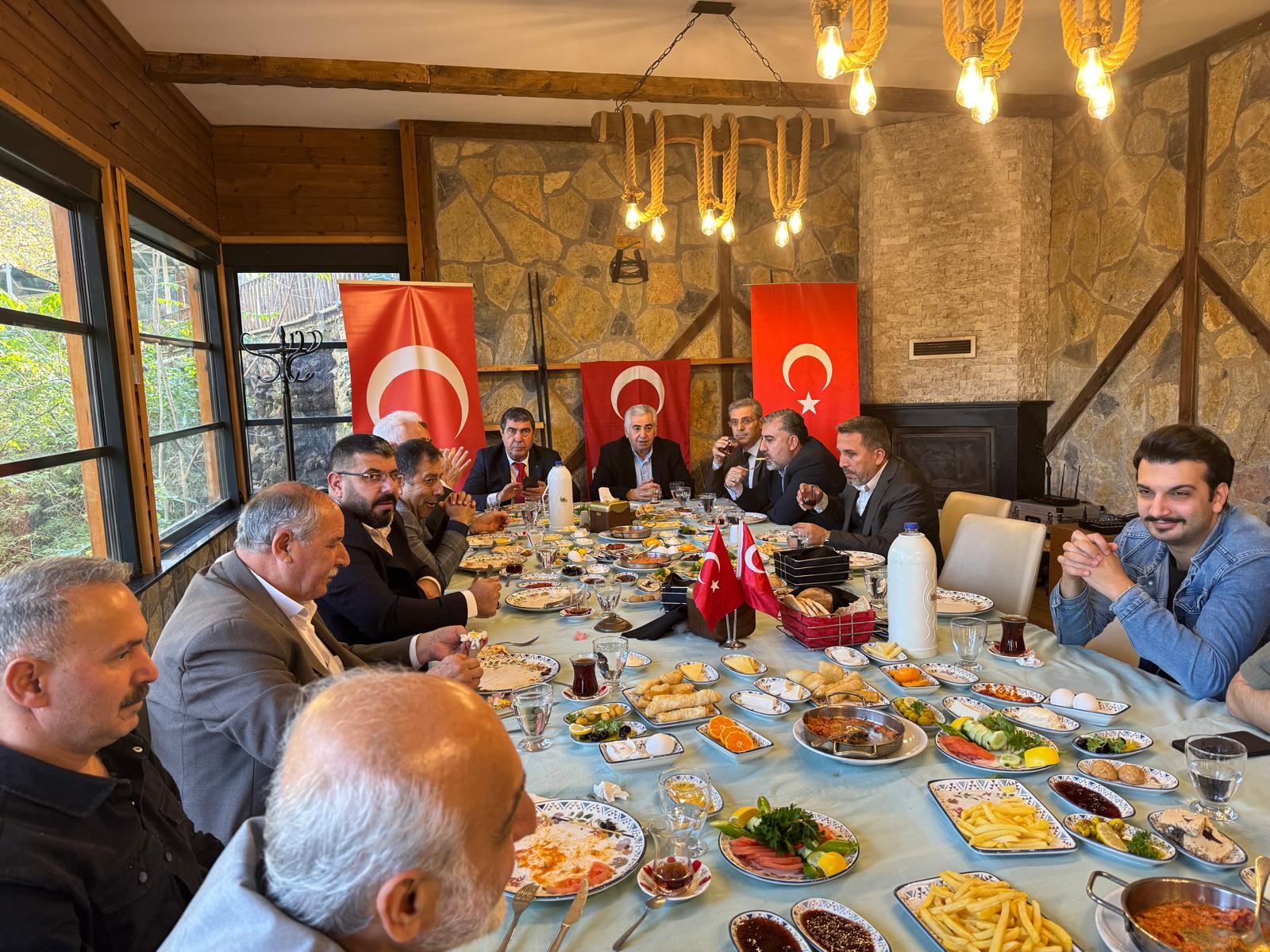 Bursa’da faaliyet gösteren Doğu Anadolu ve Güneydoğu Anadolu illeri derneklerinin