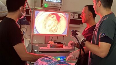 Kurtalan Devlet Hastanesinde bir ilk yaşandı. Genel Cerrahi Uzmanı Dr.