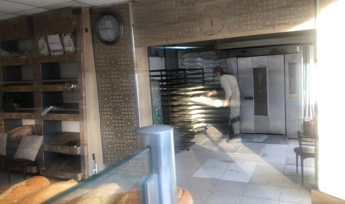 Yeni Mahallede faaliyet gösteren Tercih Unlu Mamüllerinde gelenek değişmedi. Her