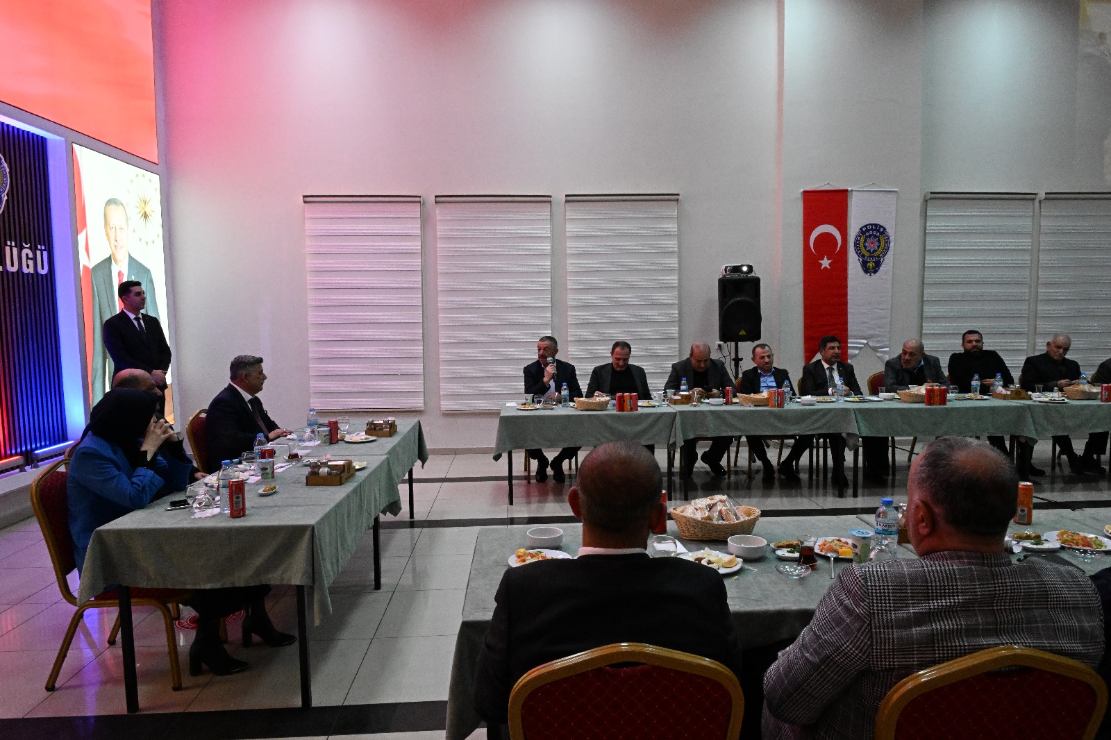 Siirt Polis Teşkilatını Güçlendirme Derneği 2025 yılı değerlendirme toplantısı yapıldı.