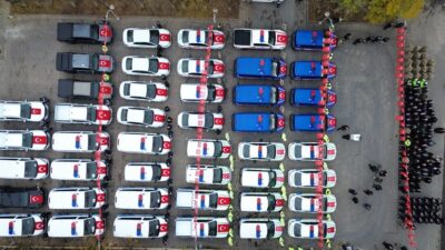 Siirt’te emniyet ve jandarma teşkilatına tahsis edilen 68 yeni araç