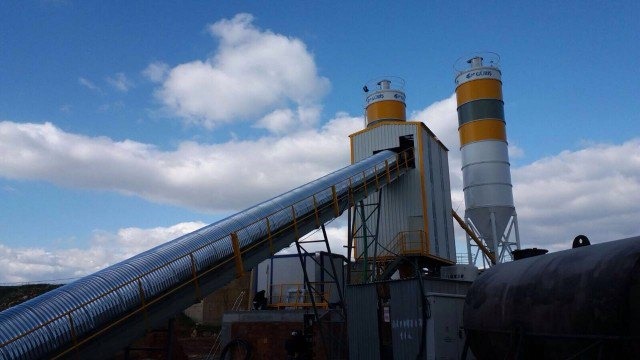Siirt’te ki inşaatların beton ihtiyacını karşılamak amacıyla iki yeni beton