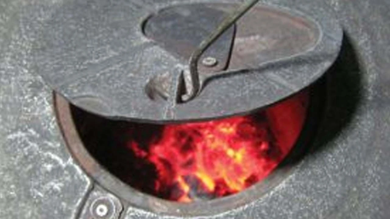 Siirt’in Baykan ilçesinde sobadan sızan karbonmonoksit gazından zehirlenen 17 yaşındaki