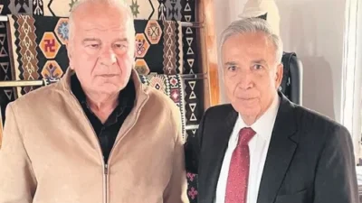 Ayhan Mergen…33 yıllık gazeteci. Yıllardır “Siirt Arapçasındaki atasözleri ve deyimler”