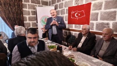 Siyasetçisinden bürokratına, tüccarından esnaf ve öğrencilerine kadar her kesimden Siirtli,  