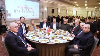 Siirt Vakfı Ankara Şubesinin düzenlediği iftar yemeği, ülkemizin siyaset ve