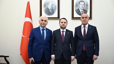 ​AK Parti Siirt Milletvekili Mervan Gül, beraberindeki heyetle birlikte Adalet