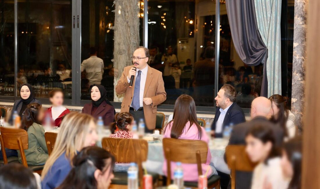 Siirt Valisi ve Belediye Başkan Vekili Dr. Kemal Kızılkaya ile