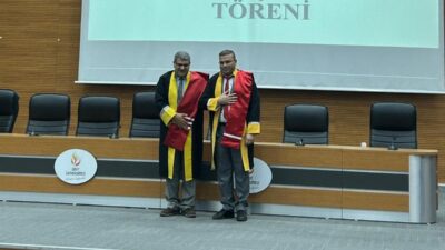 Siirt Üniversitesi’nde düzenlenen törende akademik unvanlarında yükselme sağlayan öğretim üyeleri