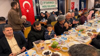 Ramazan ayı boyunca Osman Lokantası’nda 120 vatandaşa iftar yemeği veren
