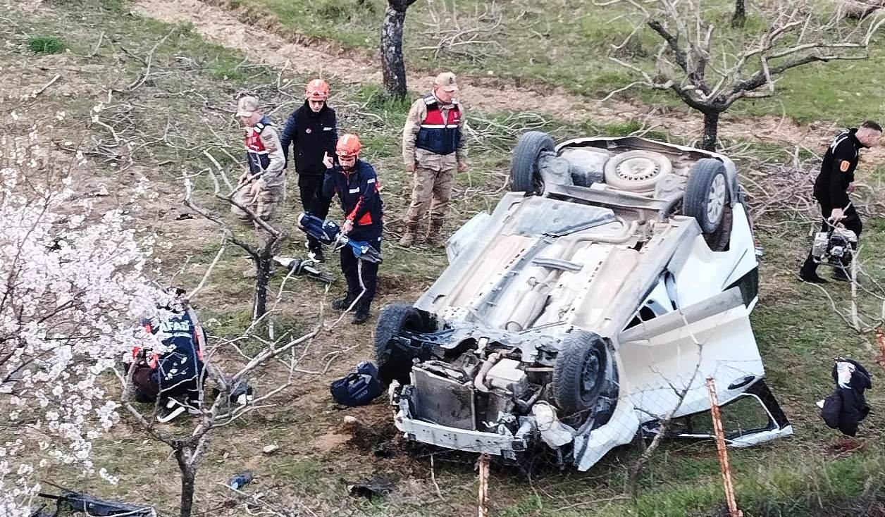 Siirt’te meydana gelen trafik kazasında 1 kişi hayatını kaybetti 2