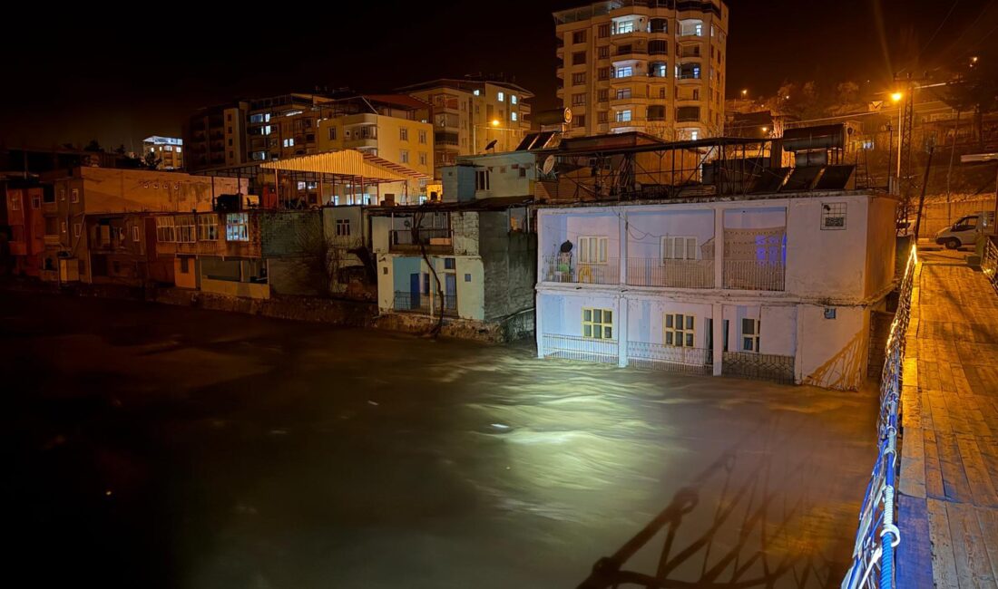 Bitlis Çayı’nda Su Seviyesi Yükseldi, Siirt’in Baykan İlçesinde Tedbirler Artırıldı Bitlis Çayı’nda su seviyesinin yükselmesi ve Baykan ilçemizde son günlerde