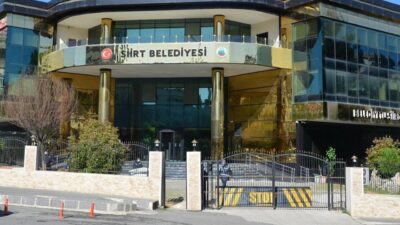 Siirt Belediyesi, artan maliyetler ve kuraklık riskine rağmen suyu vatandaşlara