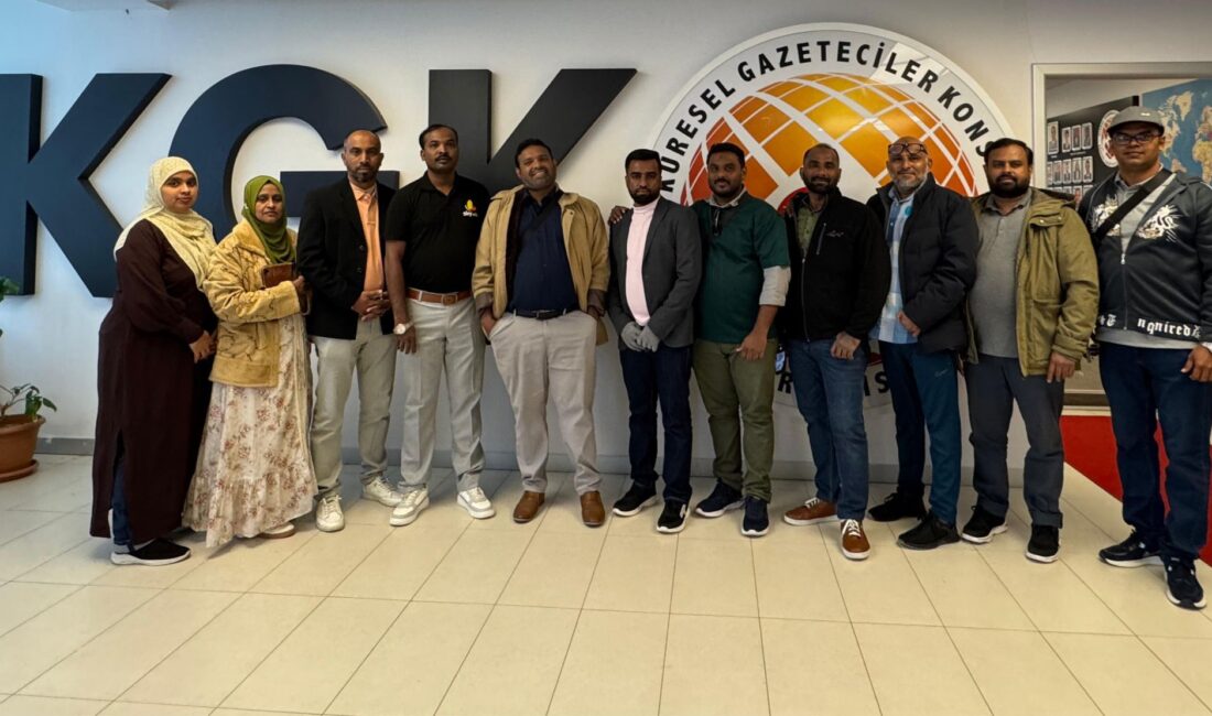 Türkiye’yi ziyaret eden bir grup Sri Lankalı gazeteci Ankara programları