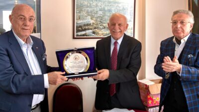 HELVACIOĞLU TEKRAR BAŞKAN Siirt‘le ilgili olarak kurulmuş en eski sivil