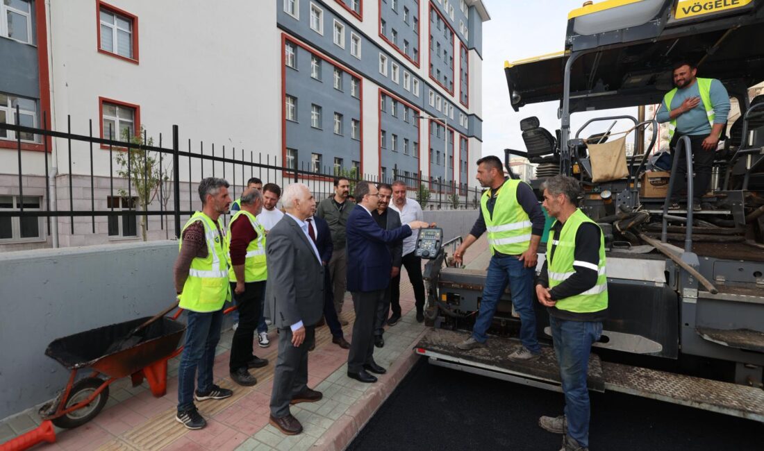Siirt Valisi ve Belediye Başkan Vekili Dr. Kemal Kızılkaya, AK
