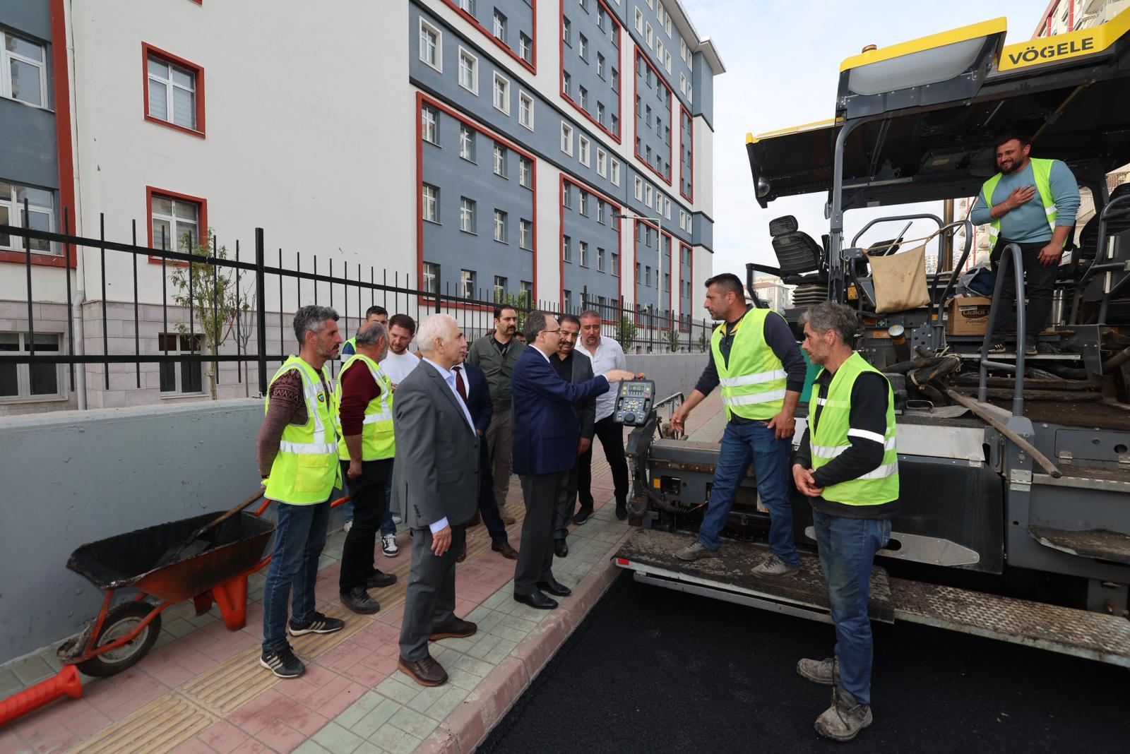 Siirt Valisi ve Belediye Başkan Vekili Dr. Kemal Kızılkaya, AK