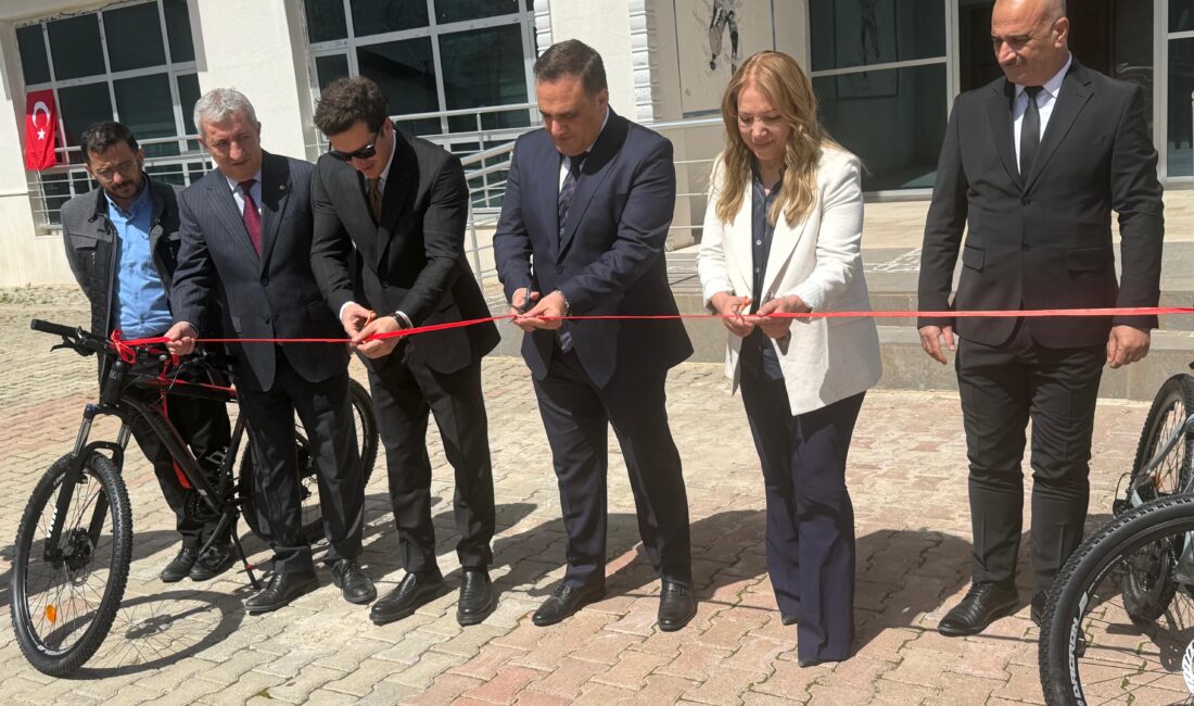 Bisiklet sporunun Eruh ilçesinde yaygınlaşması çalışmalara başlandı. Bu konuda Türkiye