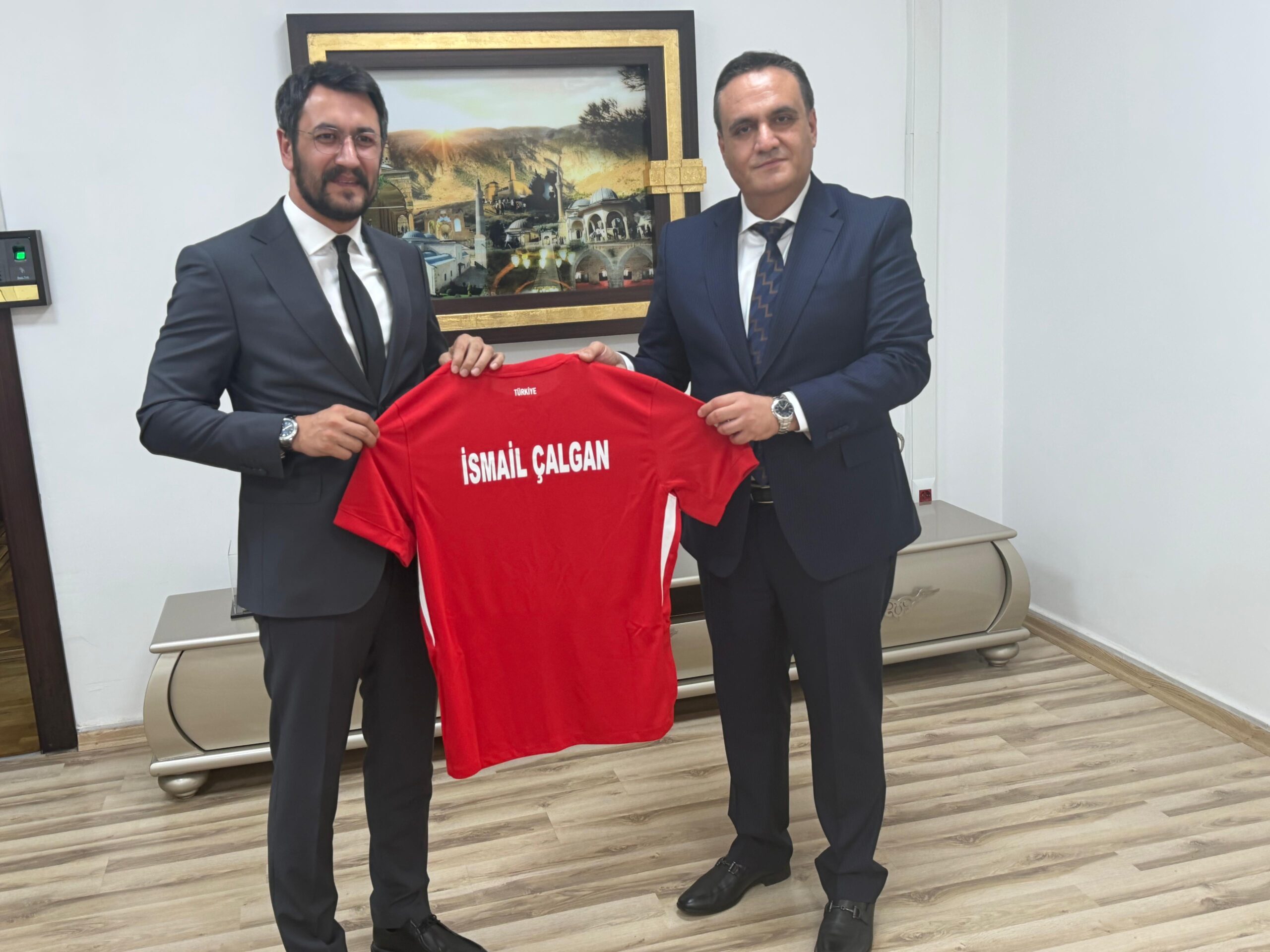 Siirt’te bir ilk yaşanacak. Türkiye Bisiklet Federasyonu ulusal düzeydeki yol