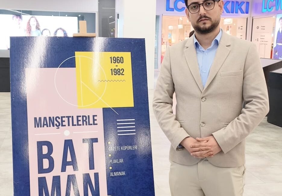 Batmanda açılan bir sergi de Siirt Üniversitesinde araştırma görevlisi olarak