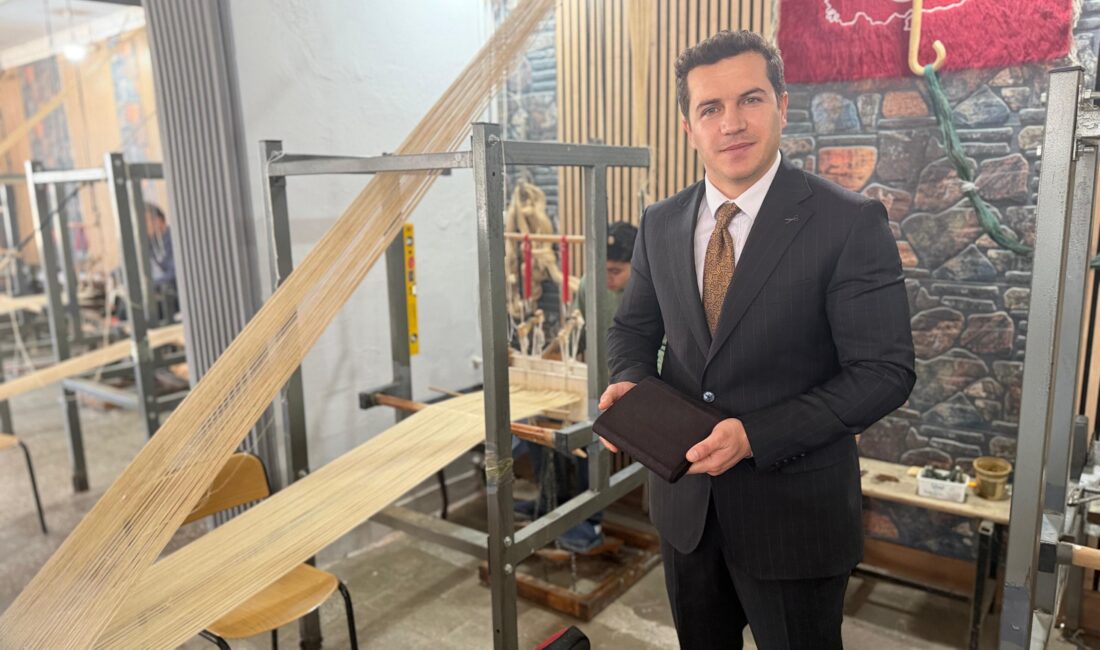 Eski halk eğitim müdürü Seyfettin Çelik’in büyük özveri ve gayretleri