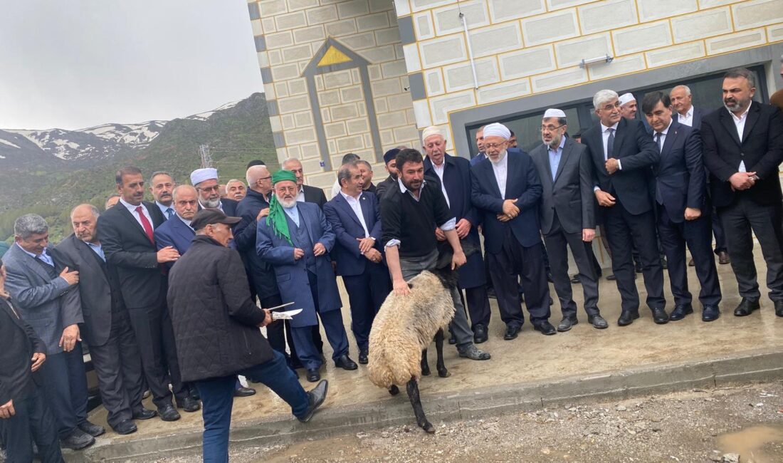 Bitlis’te, Seyyid Abdülkadir Geylani Hazretleri adına inşa edilen cami düzenlenen
