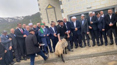 Bitlis’te, Seyyid Abdülkadir Geylani Hazretleri adına inşa edilen cami düzenlenen