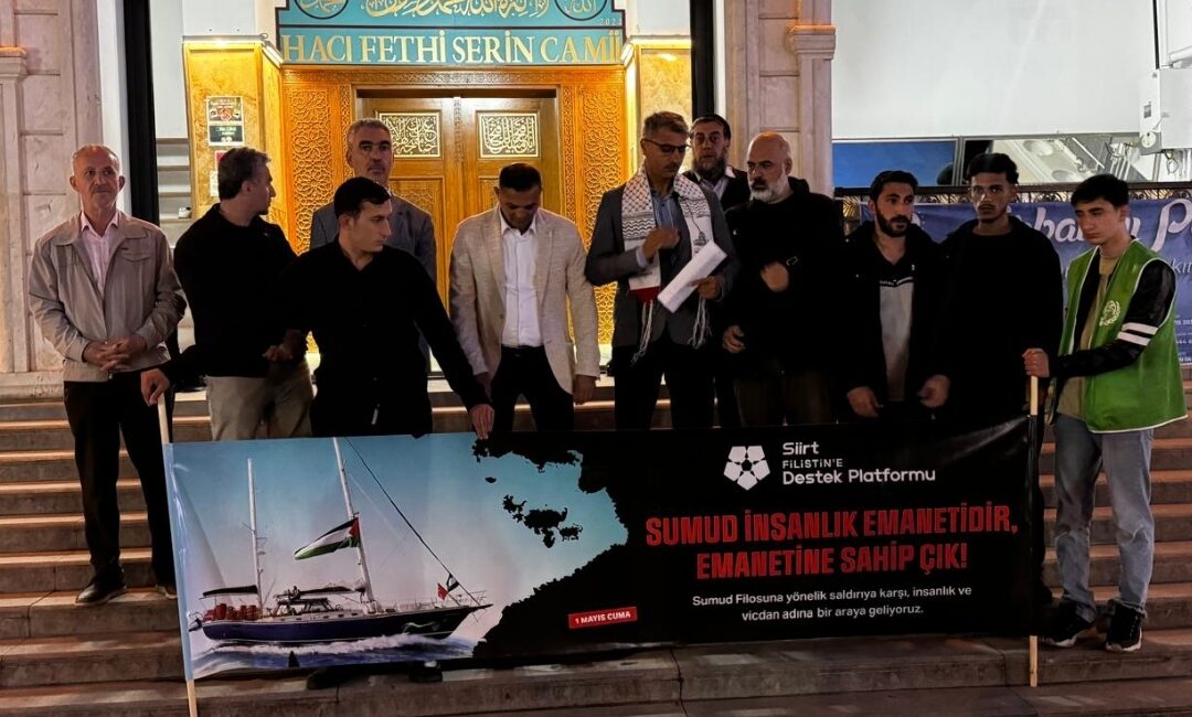 Siirt’te faaliyet gösteren Filistin’e Destek Platformu tarafından, akşam namazı sonrası