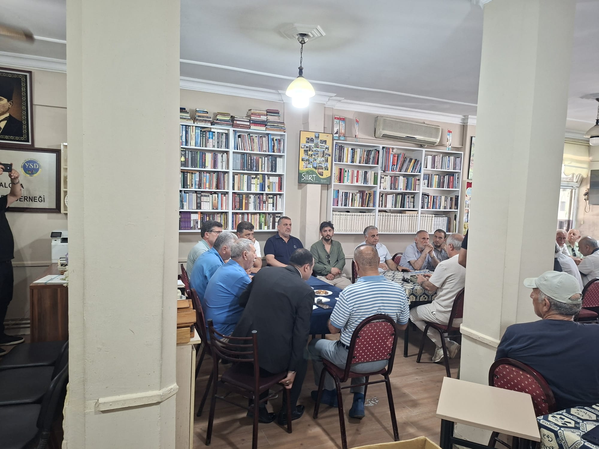 Yalova’da faaliyet gösteren Siirt dayanışma ve yardımlaşma Derneği’nde genel kurulu