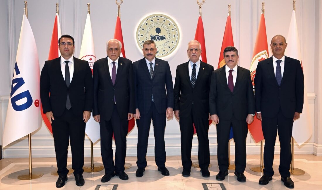 Demirkıran, Aktay, Aydın ve Yıldız’dan İçişleri Bakanı Mustafa Çiftçi’ye Ziyaret Siirt Vakfı Ankara Şube Başkanı ve 23. Dönem Siirt Milletvekili