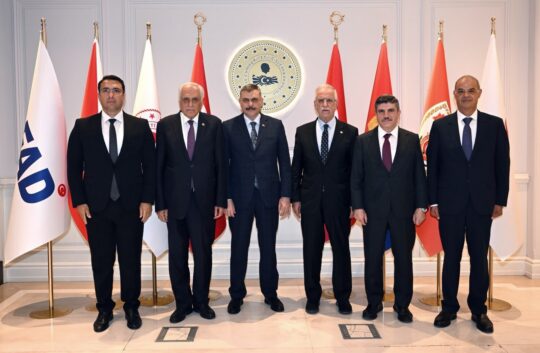 Demirkıran, Aktay, Aydın ve Yıldız’dan İçişleri Bakanı Mustafa Çiftçi’ye Ziyaret Siirt Vakfı Ankara Şube Başkanı ve 23. Dönem Siirt Milletvekili