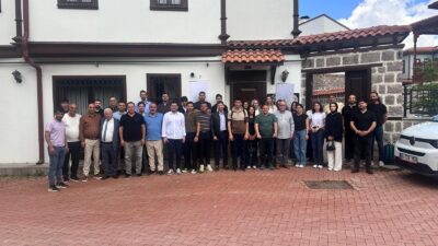 Yaşamlarını Ankara’da sürdüren Siirtli gençler milli maç heyecanını Siirt Vakfı