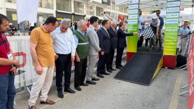 Türkiye bisiklet federasyonunun düzenlediği bisiklet yol Şampiyonası başladı. Üç gün