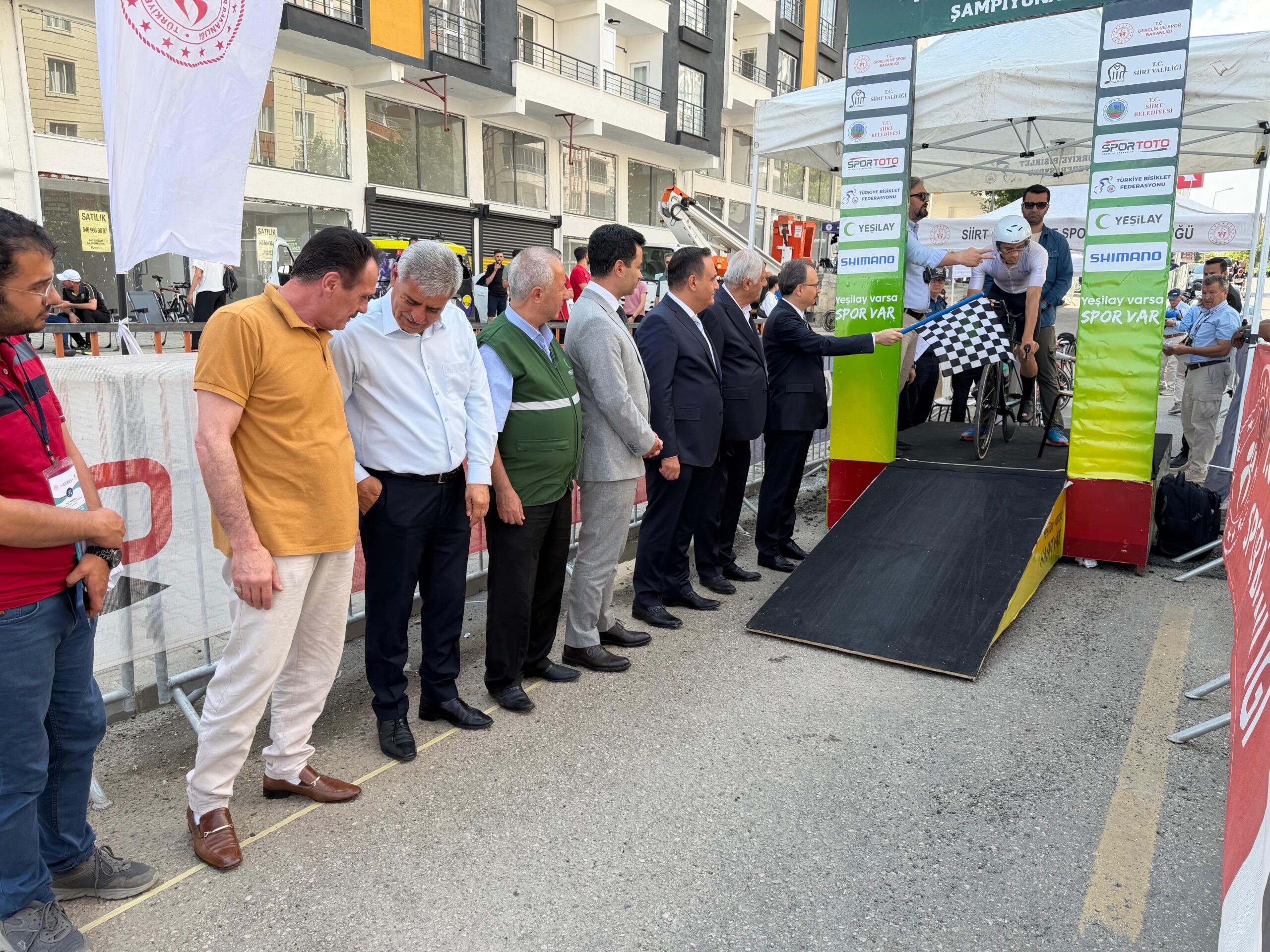 Türkiye bisiklet federasyonunun düzenlediği bisiklet yol Şampiyonası başladı. Üç gün