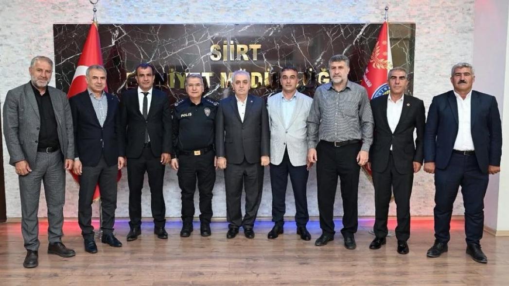 Siirt il genel meclis başkanı Hasan Carlık ve meclis üyeleri