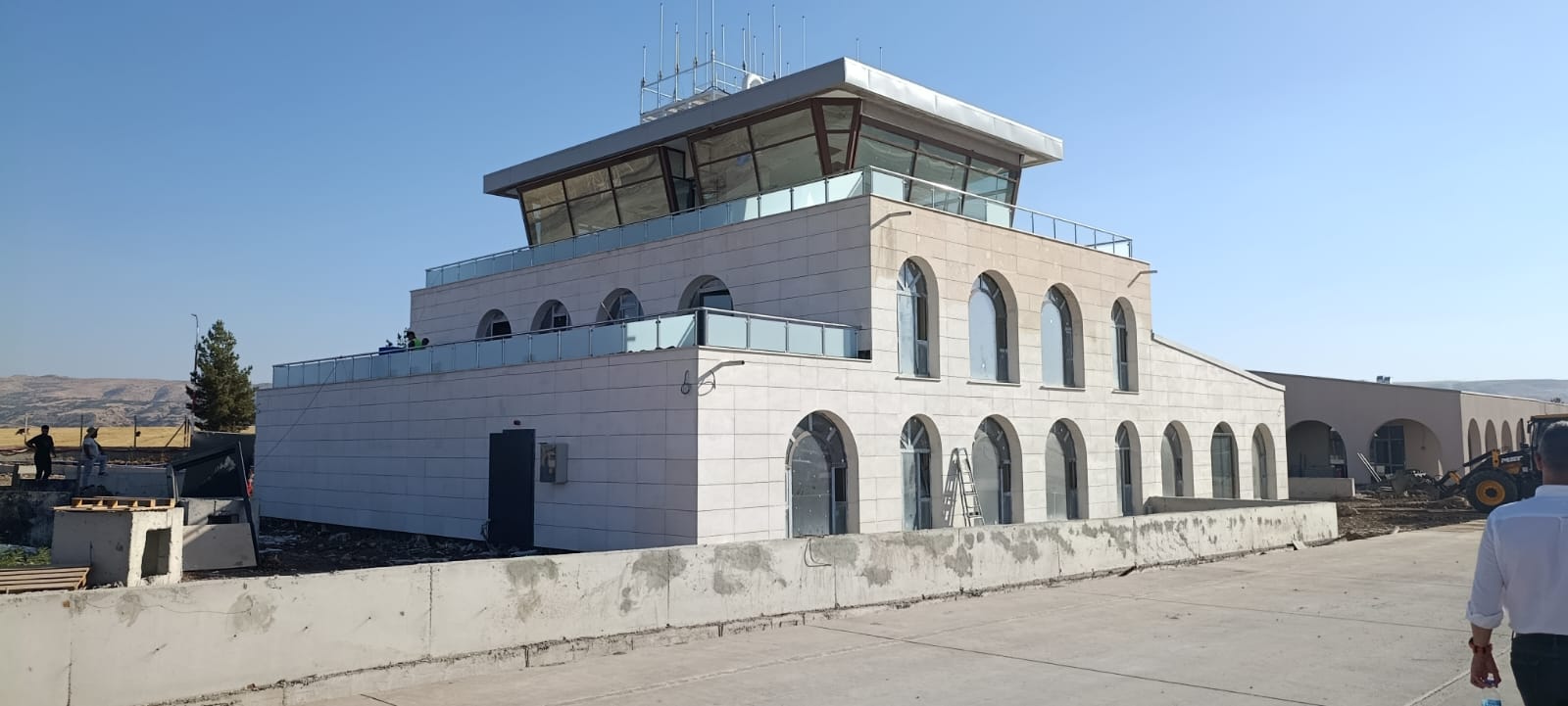 Yaklaşık bir yılı aşkın süredir yeni terminal ve altyapı çalışmaları