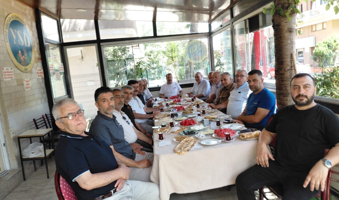 Yalova Siirtliler Derneği’nde Görev Dağılımı Yapıldı Yalova Siirtliler Derneği (SİDER), bir süre önce gerçekleştirilen genel kurulun