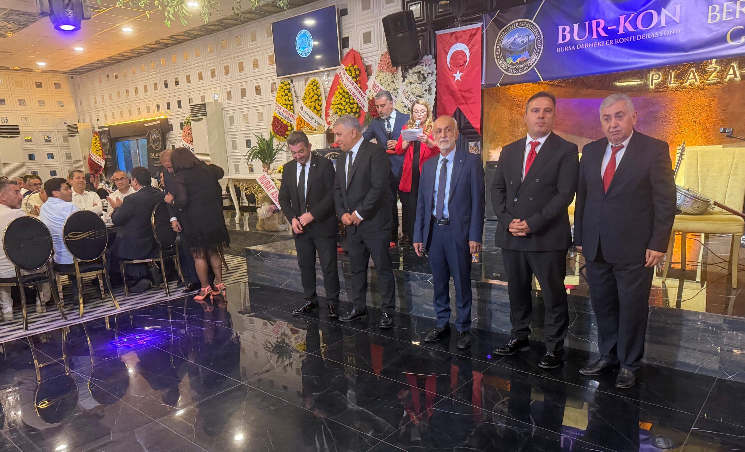Bursa'da faaliyet gösteren 20 hemşehri derneğinin oluşturduğu dört federasyon, Bursa