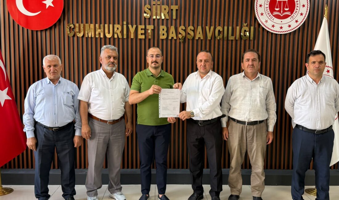 Diyanet-Sen Siirt Şubesi’nde 4. Dönem Resmen Başladı! Hamit Evin Mazbatasını Aldı Diyanet-Sen Siirt Şubesi’nin 4. Olağan Genel Kurulu’nda dördüncü kez Şube