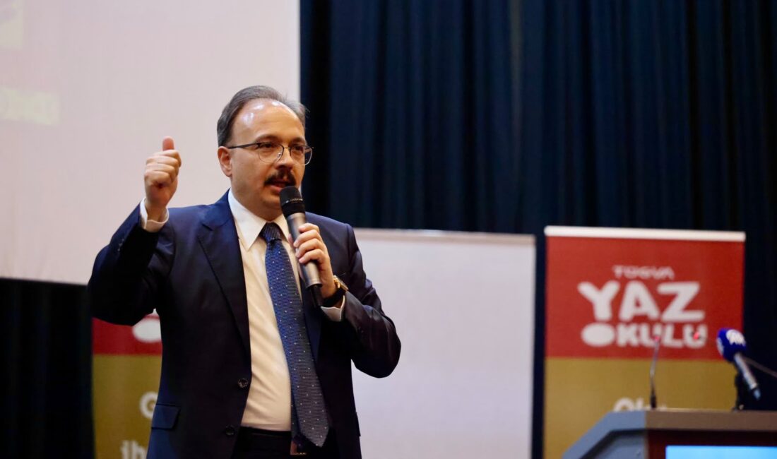 Vali Kızılkaya, TÜGVA Siirt Yaz Okulu Kapanış Programı’na Katıldı Siirt Valisi ve Belediye Başkan Vekili Dr. Kemal Kızılkaya, Türkiye