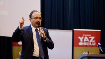 Siirt Valisi ve Belediye Başkan Vekili Dr. Kemal Kızılkaya, Türkiye