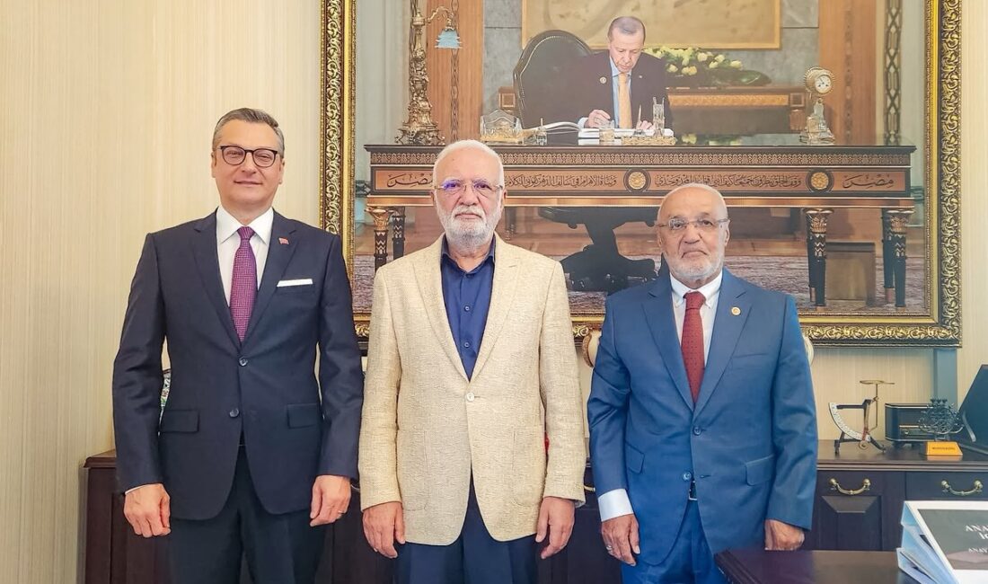 Siirt Eski Milletvekili Öner Gülyeşil’den AK Parti Genel Başkanvekili Mustafa Elitaş’a Ziyaret Uzun yıllar enerji üretimi alanında faaliyet gösteren kamu kurumlarında üst