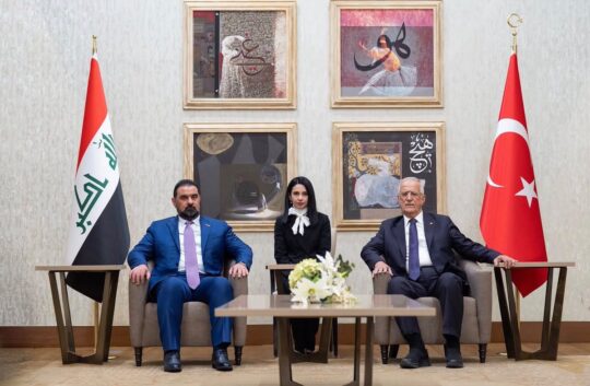 BURSA MİLLETVEKİLİ HEMŞERİMİZ MÜFİT AYDIN IRAK MECLİS BAŞKANINI AĞIRLADI Bursa milletvekili ve Türk Irak parlamentolar arası dostluk grubu başkanı