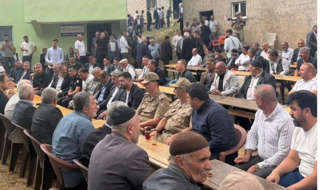Üç Ay Önce Başlayan Kan Davası Barışla Sonlandırıldı Siirt’in Şirvan ilçesinde, Bitlisli Gayrinal ile Şirvanlı Dizman aileleri arasında