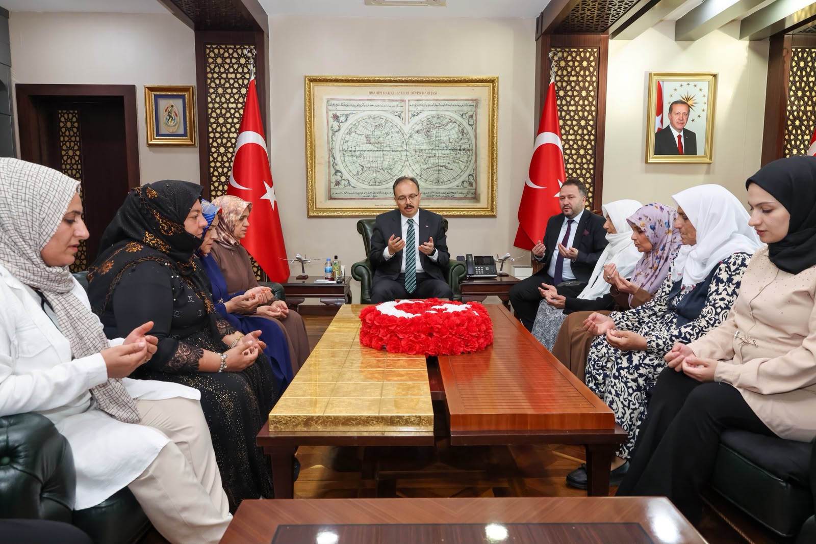 Siirt Valisi ve Belediye Başkan Vekili Dr. Kemal Kızılkaya, Eruh