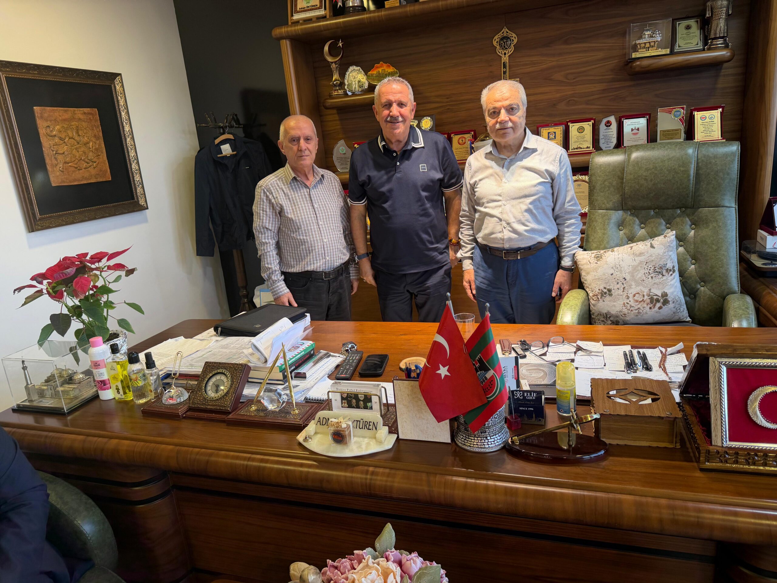 Siirt Vakfı Diyarbakır Şube Başkanı Adnan Öktüren, her geçen gün